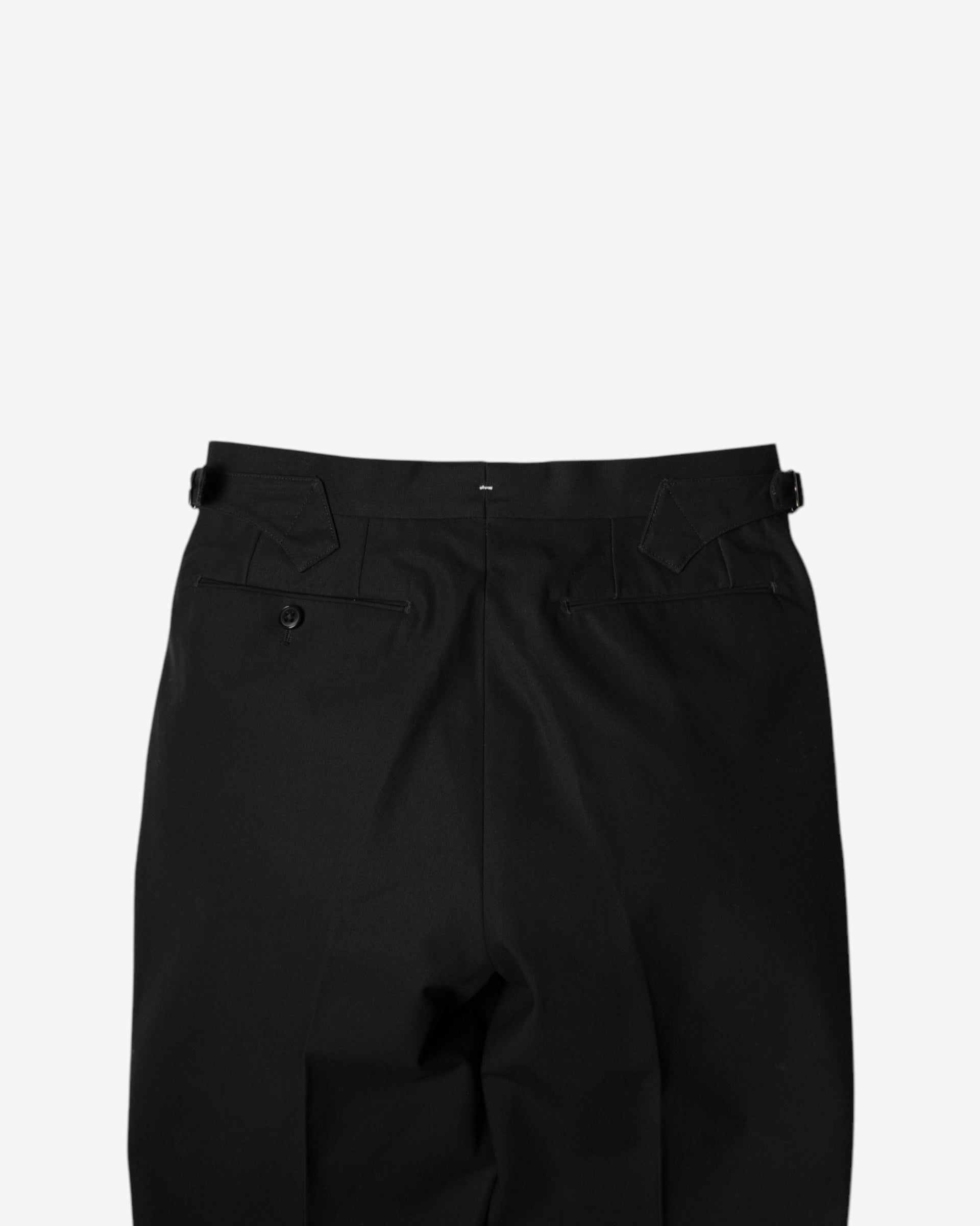 PLEATED TROUSER IN ORGANIC COTTON