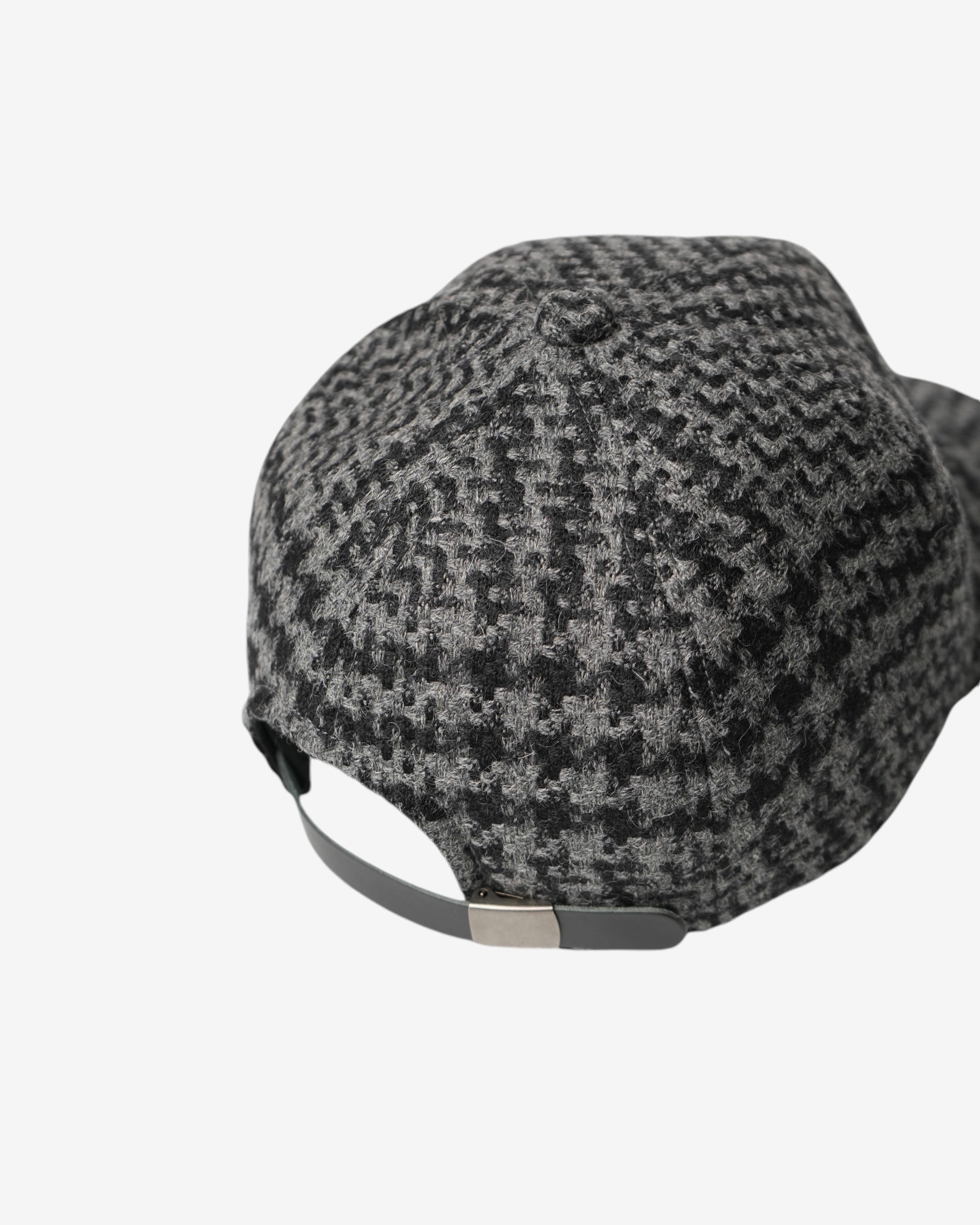 BALL CAP IN WOOL TWEED