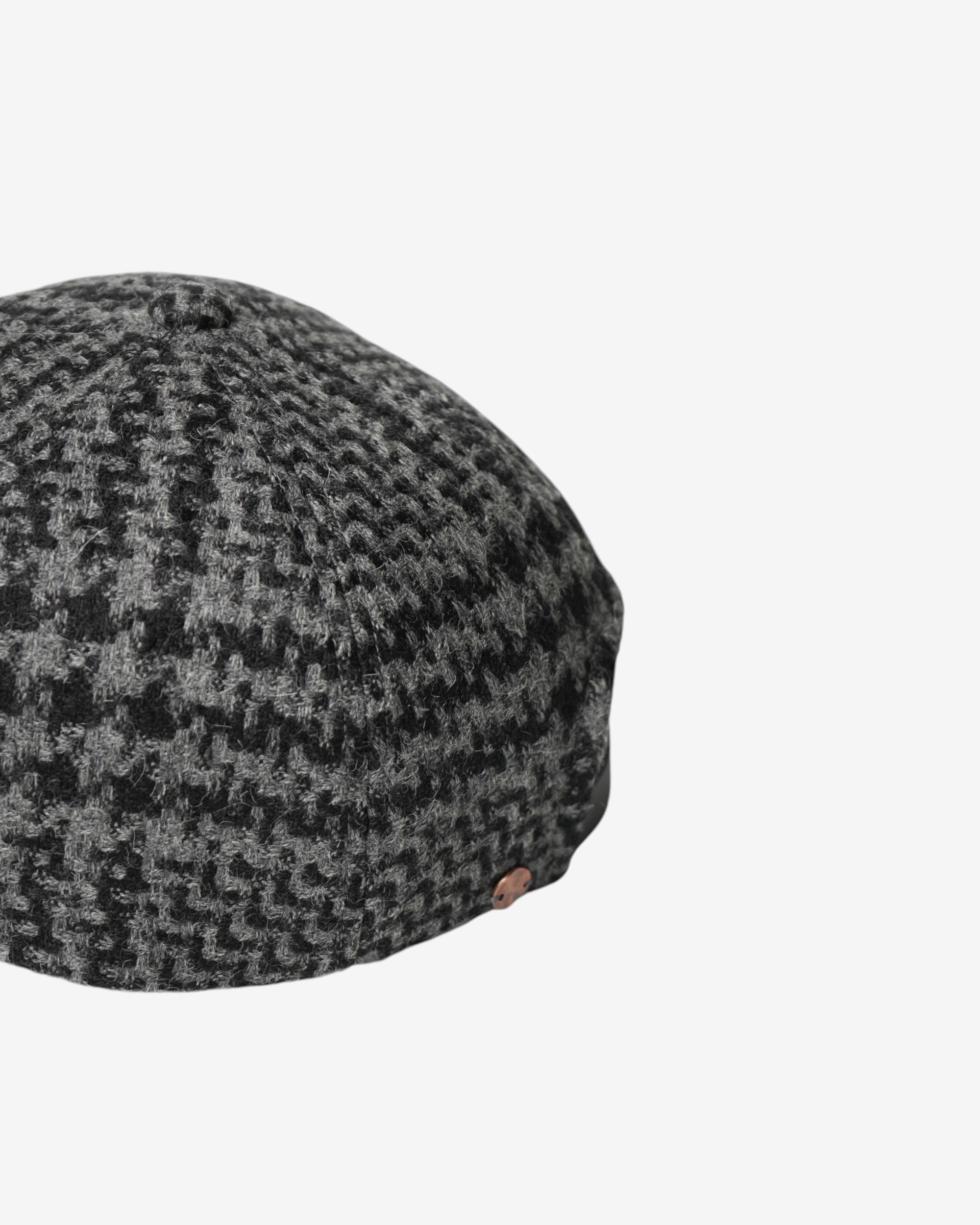 BALL CAP IN WOOL TWEED